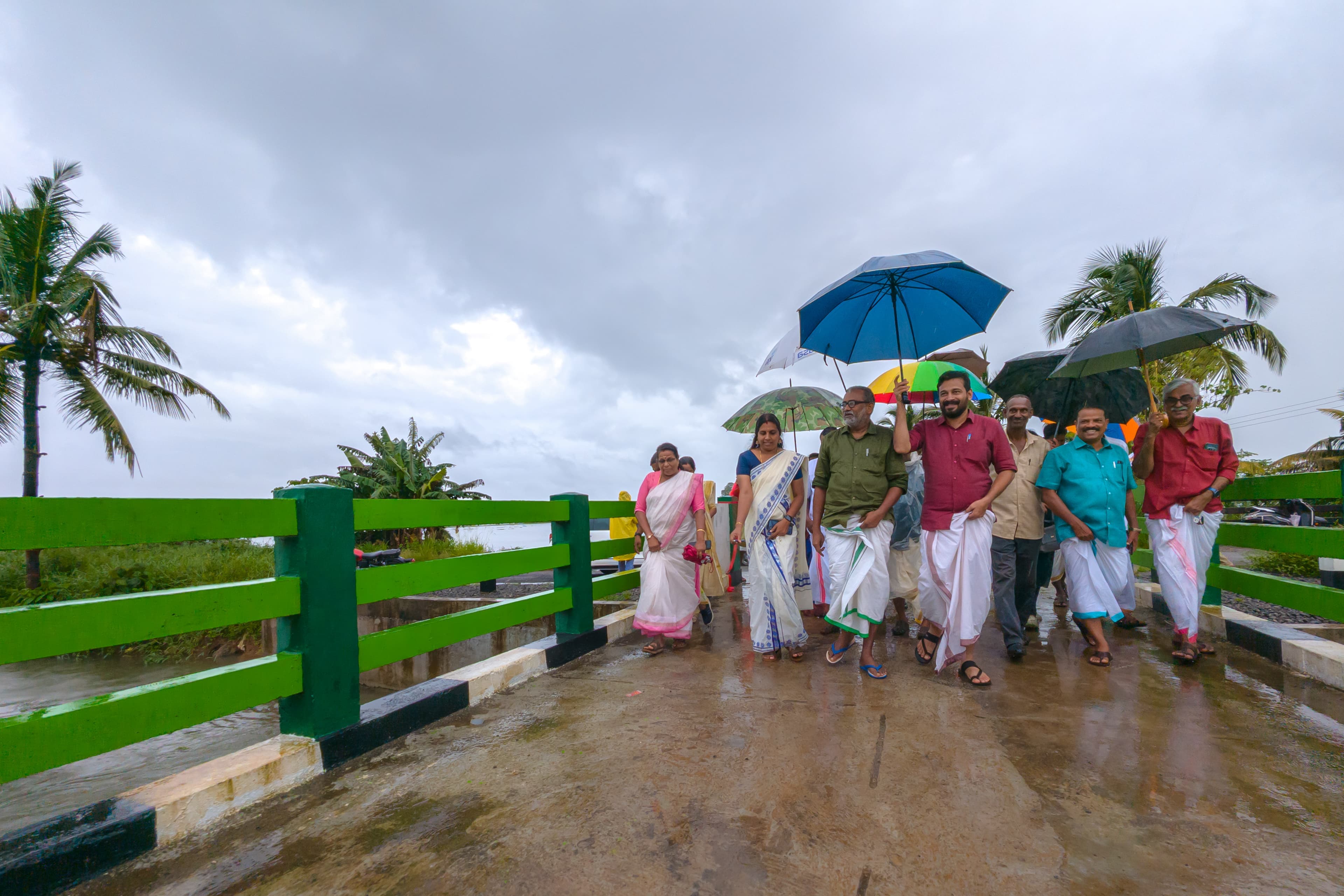 അടാട്ട് 51 തറ പാലം